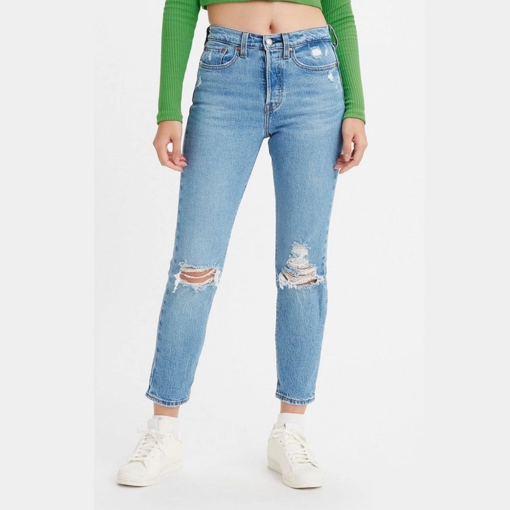 BNWT Levi's Wedgie Straight Fit Jeans